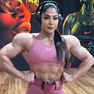 Muscolose + fitness girls + female bodybuilders